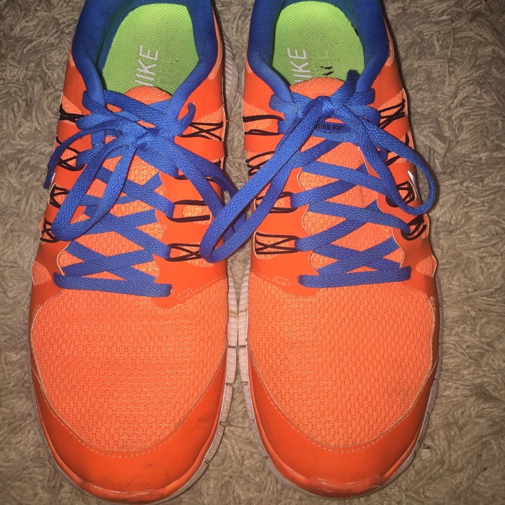 Men’s Nike shoes